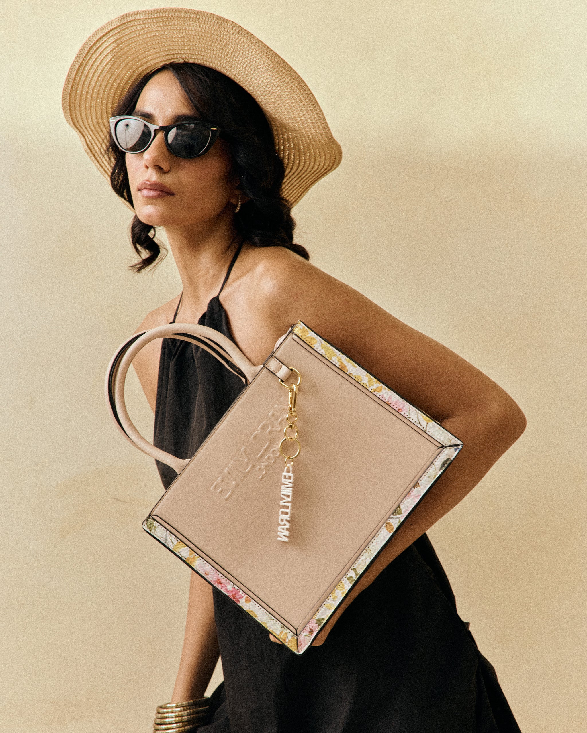 Zivaracharm Handbag- Pink