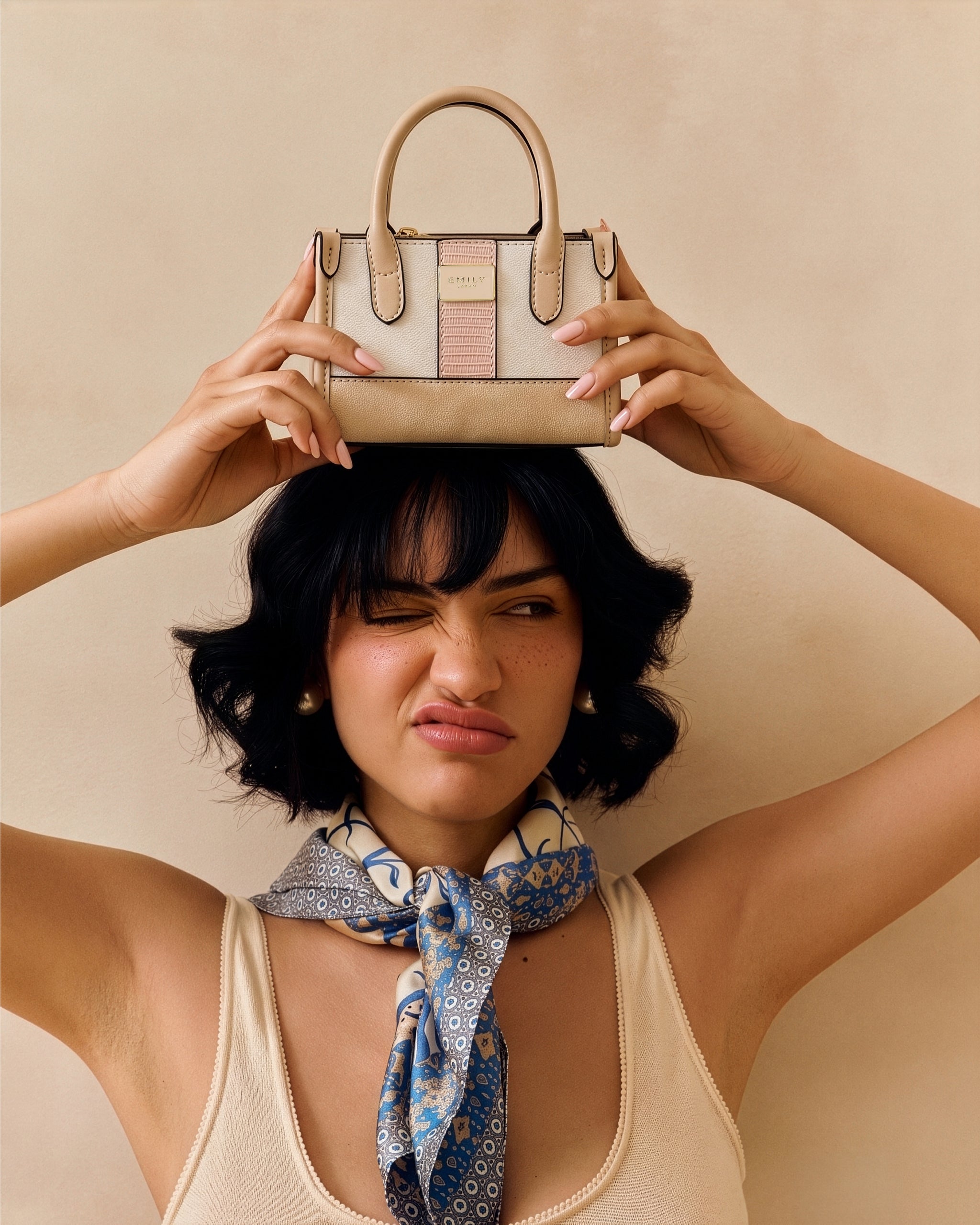 Aura Mini Bag - Apricot