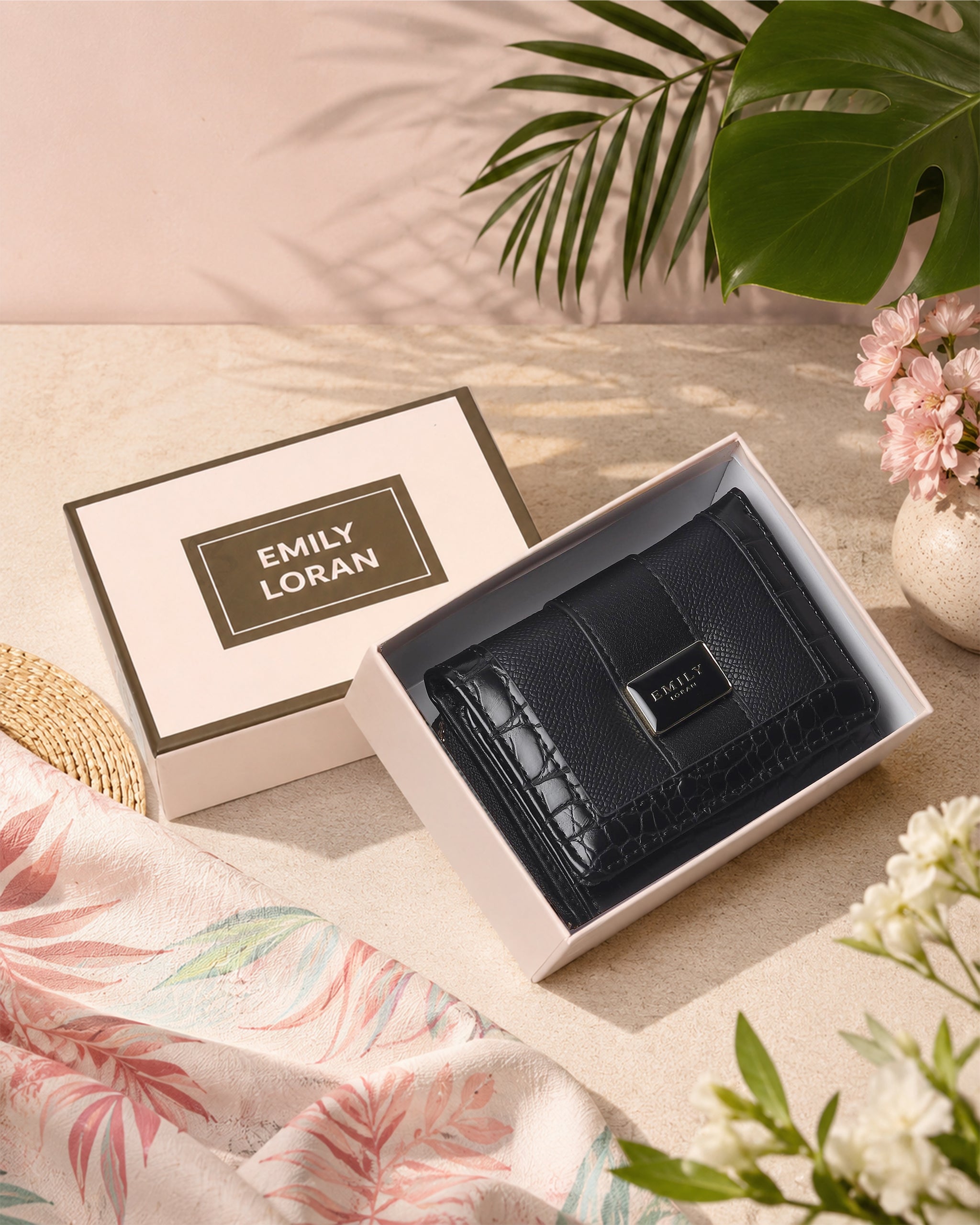 Noelle Mini Wallet- Black