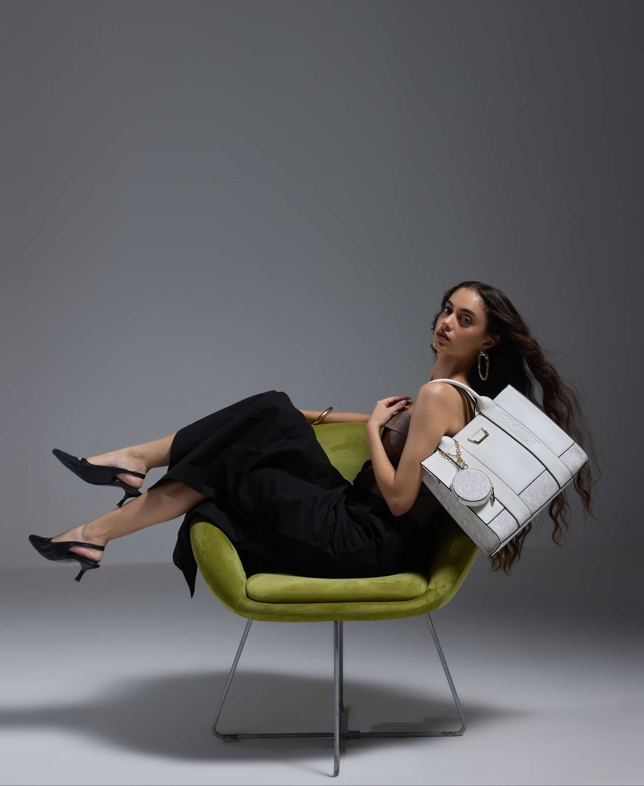 Sienna Pouch Bag - Off White