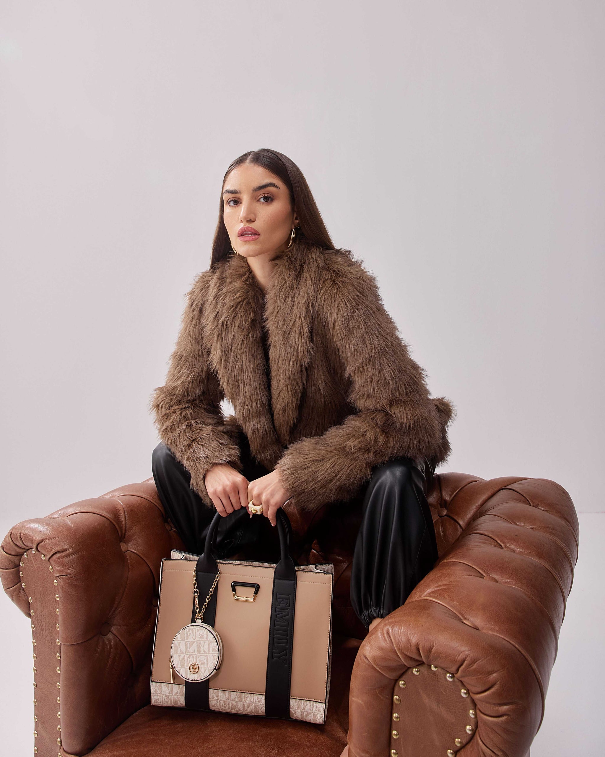 Sienna Pouch Bag - Brown