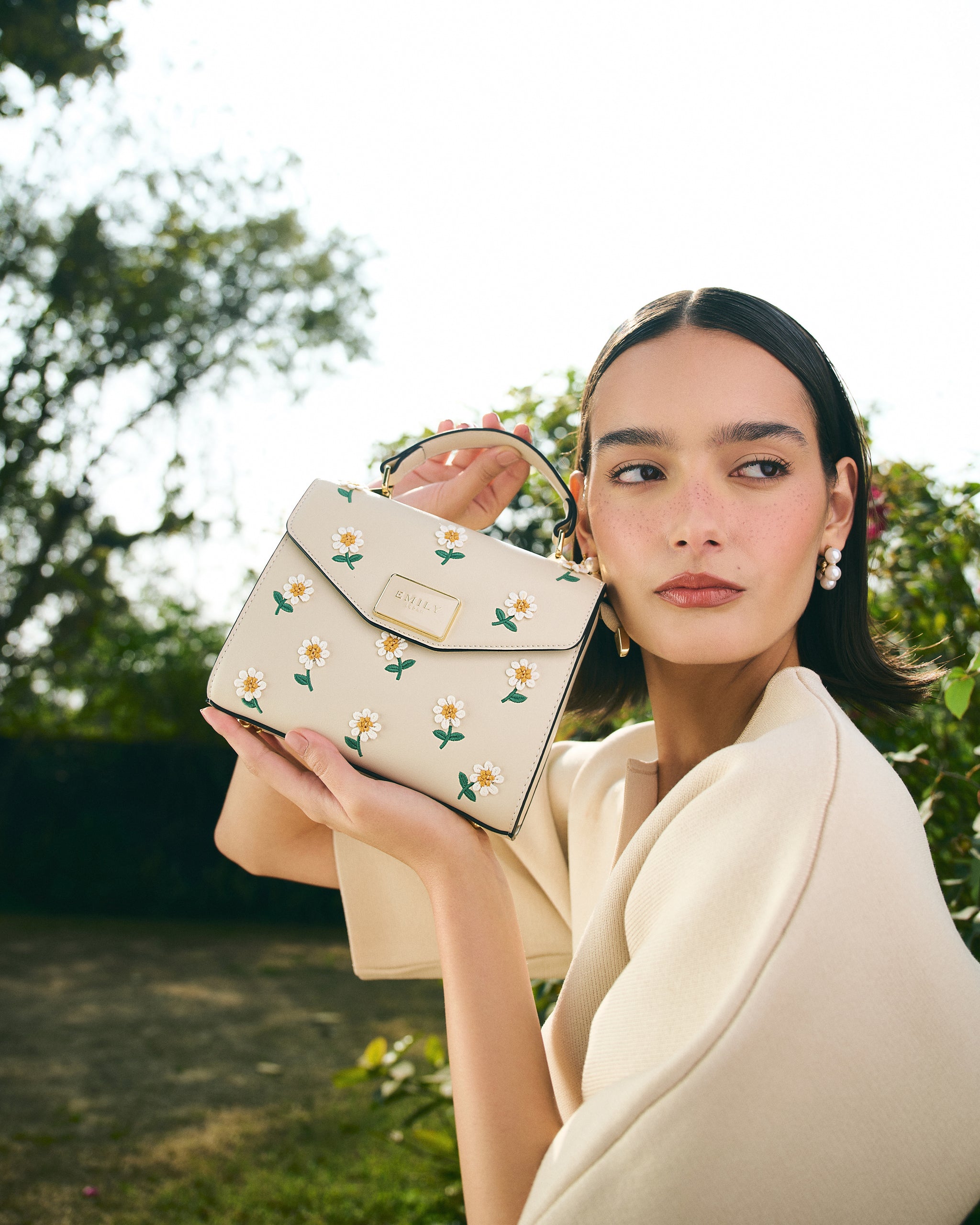 Daisy Crossbody Bag - Beige