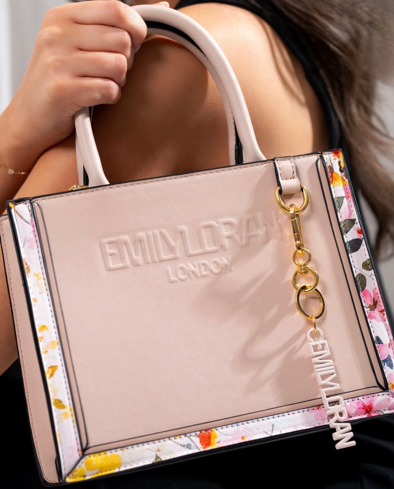 Zivaracharm Handbag- Pink
